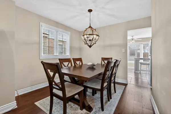 474 Knightsbridge CRES, Hamilton, ON L9G 3S5