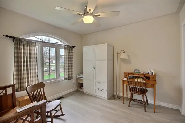 380 Havelock AVE S, North Perth, ON N4W 3T4