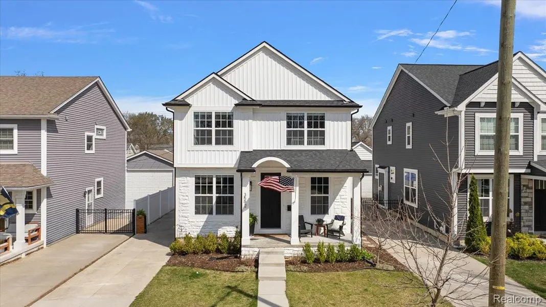 3592 Oakshire AVE, Berkley, MI 48072