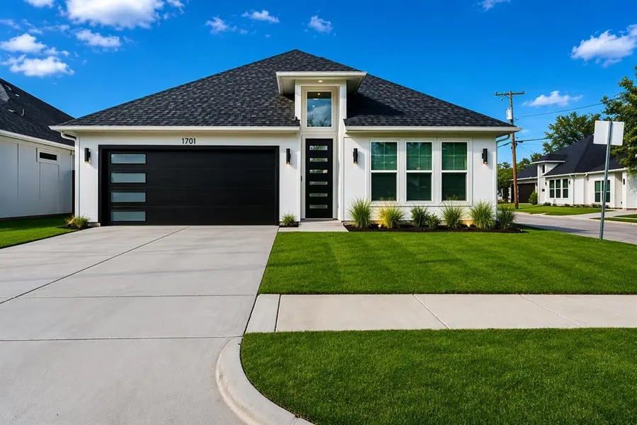 1701 Morris Street, Dallas, TX 75212