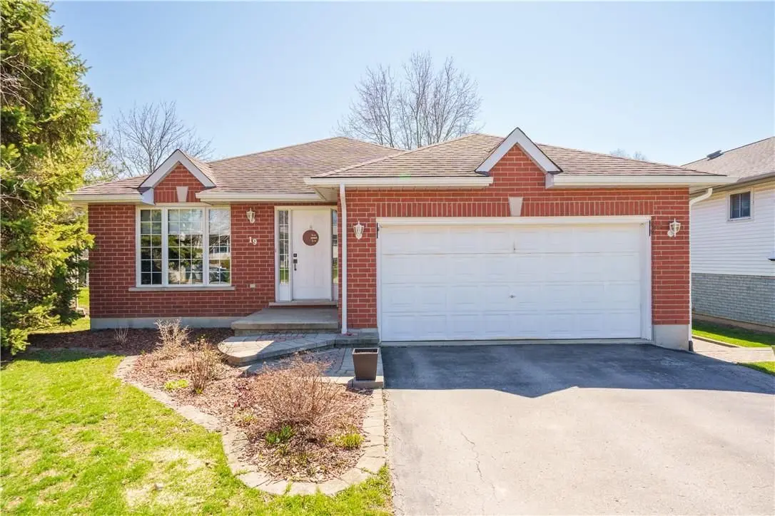 19 Princess ST W, Haldimand, ON N0A 1E0