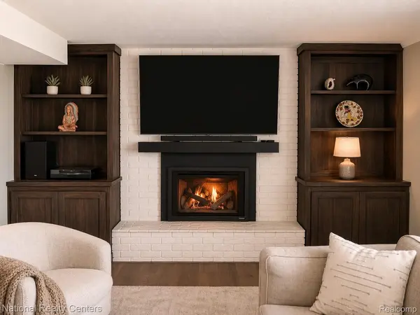 856 Coolidge ST, Plymouth, MI 48170