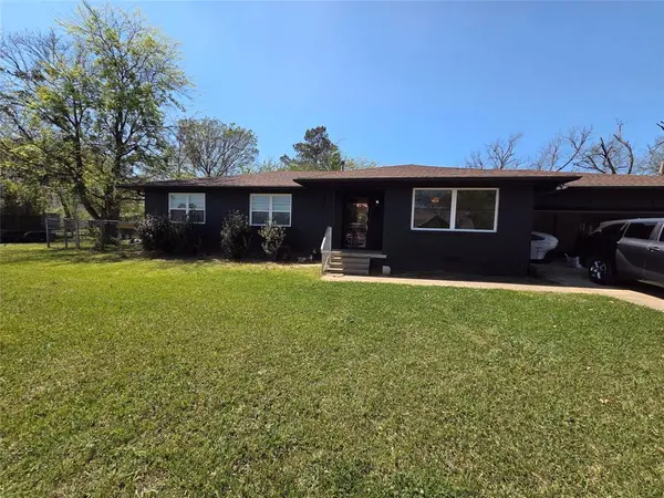 501 White Street, Whitesboro, TX 76273