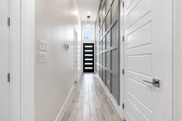 1701 Morris Street, Dallas, TX 75212