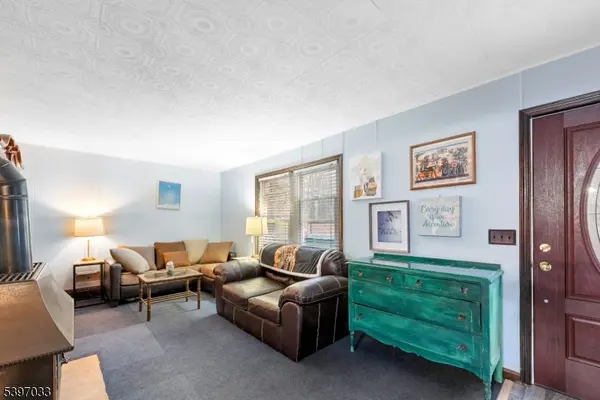 43 Meyers Rd, Sandyston Twp., NJ 07827