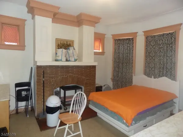 38 Coit St, Irvington Twp., NJ 07111