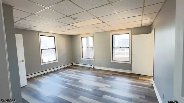 1162 E  JERSEY ST, Elizabeth City, NJ 07201