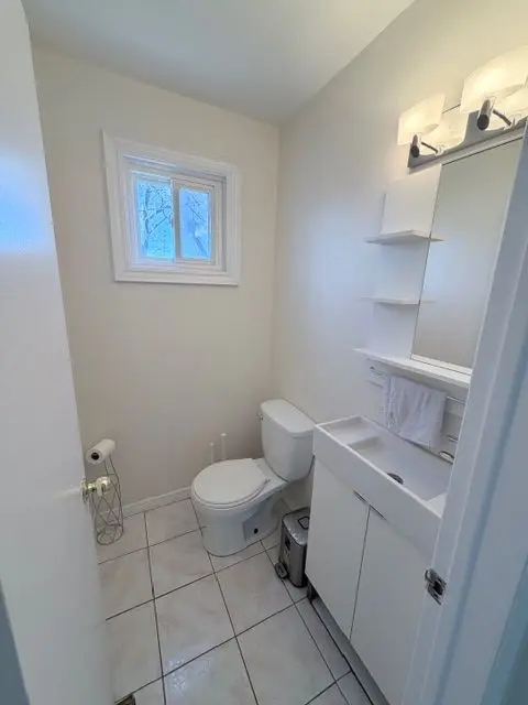 162 Shawnee CIR, Toronto C15, ON M2H 2Y2