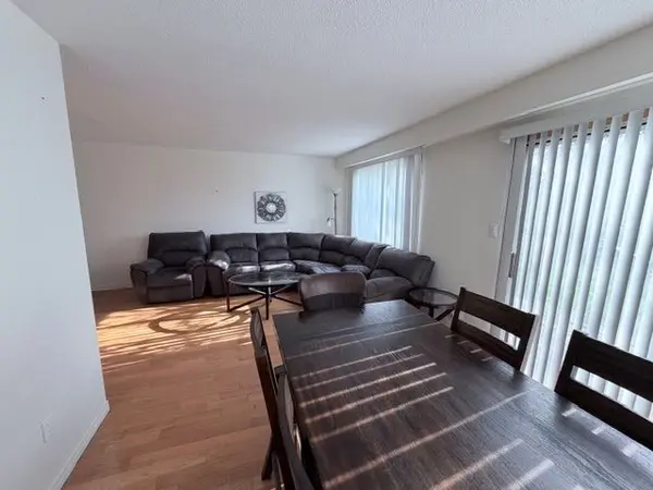 162 Shawnee CIR, Toronto C15, ON M2H 2Y2