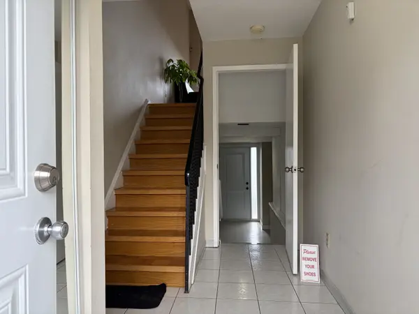 1121 Sandhurst CIR #35, Toronto E07, ON M1V 1V4