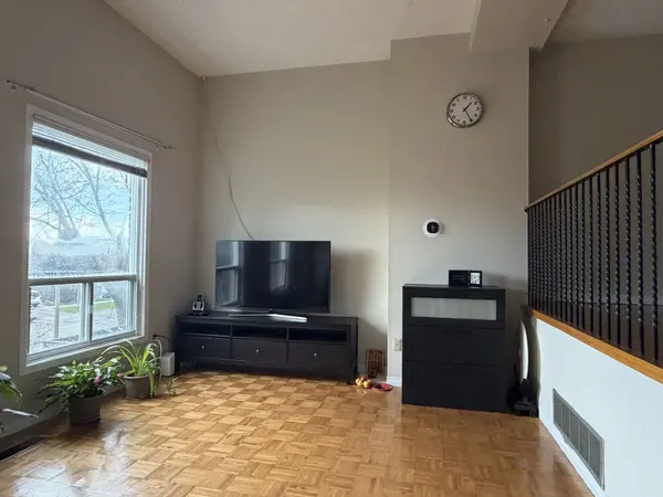 1121 Sandhurst CIR #35, Toronto E07, ON M1V 1V4