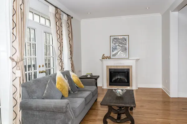 41 Lord Durham RD, Markham, ON L6G 0C2