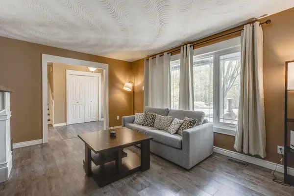 119 Timcourt DR, Tiny, ON L9M 0B9