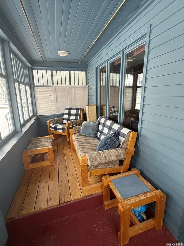 436 6th STREET E, Saskatoon, SK S7H 1B8