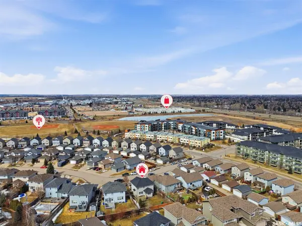 159 Dulmage CRESCENT, Saskatoon, SK S7T 0K4