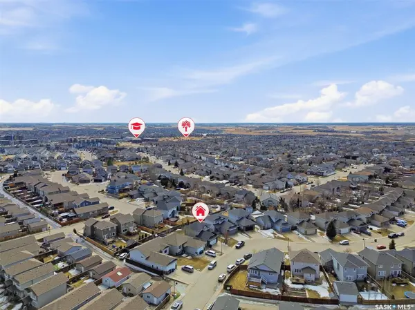 159 Dulmage CRESCENT, Saskatoon, SK S7T 0K4