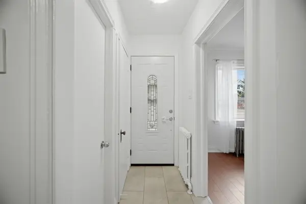 77 Ypres RD, Toronto W03, ON M6M 1P2