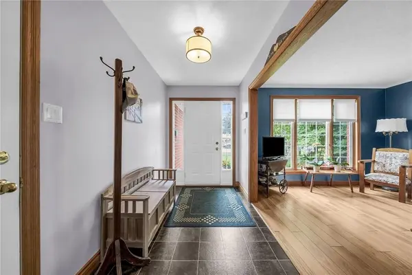 19 Princess ST W, Haldimand, ON N0A 1E0