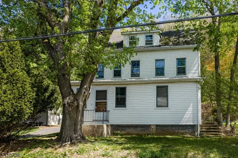 782 Uniontown Rd, Lopatcong Twp., NJ 08865