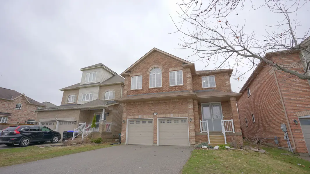 2068 Gibson ST, Innisfil, ON L9S 0H2