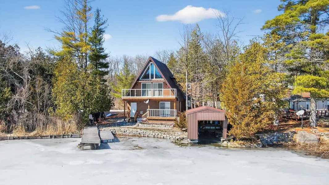 304 Hay Bay LN, Leeds And The Thousand Islands, ON K0E 1L0