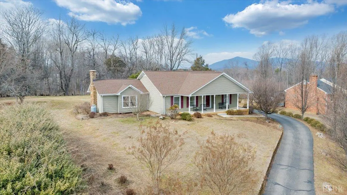 109 Quail Ridge DR, Forest, VA 24551