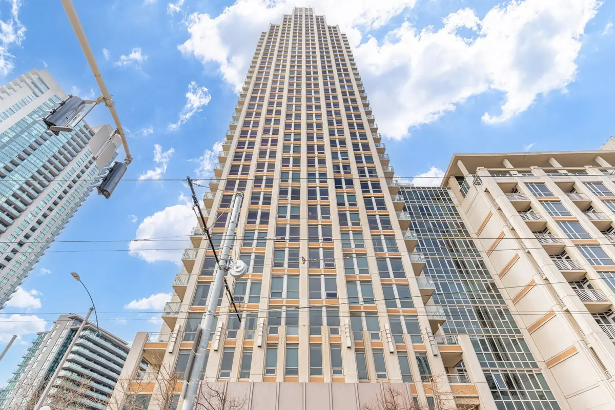 628 Fleet ST #628, Toronto C01, ON M5V 1A8