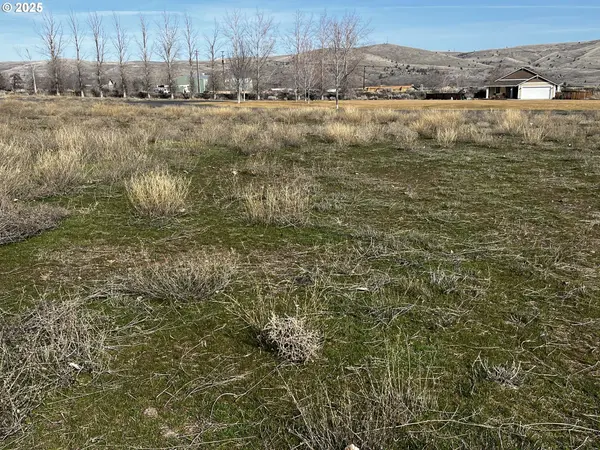 1430 FISH TAIL RD, Maupin, OR 97037