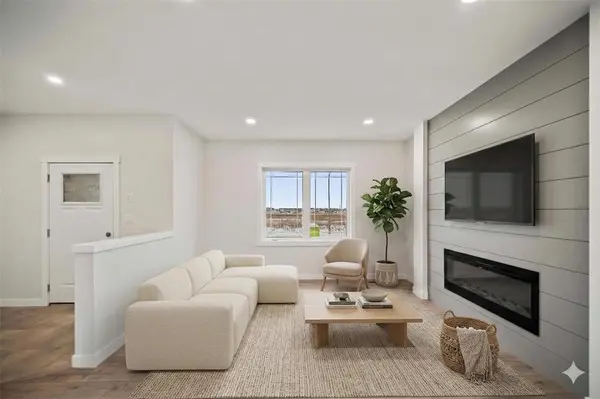 19 Mulberry AVE, Niverville, MB R0A 0A2