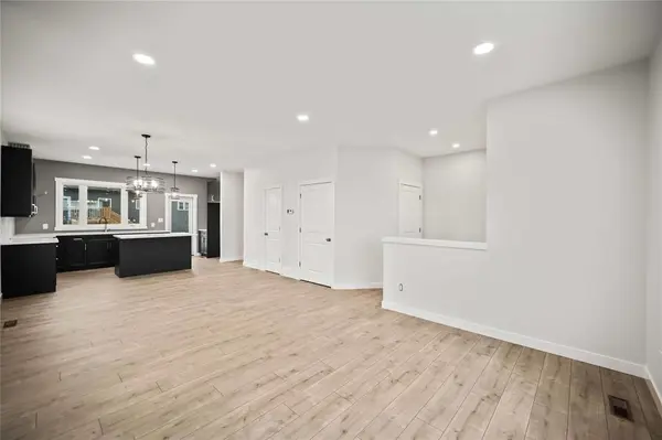 19 Mulberry AVE, Niverville, MB R0A 0A2