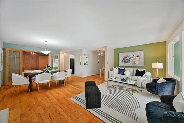 207 Masson ST, Winnipeg, MB R2H 0H3