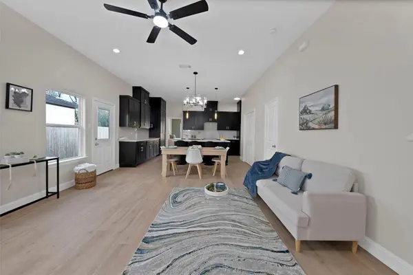 817 Stamps Avenue, Fort Worth, TX 76114