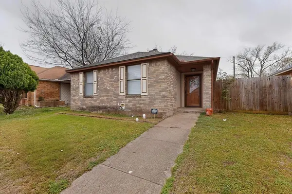 2320 Markland Street, Irving, TX 75060