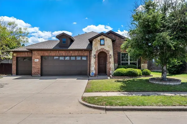 9257 Water Oak Drive, Arlington, TX 76002