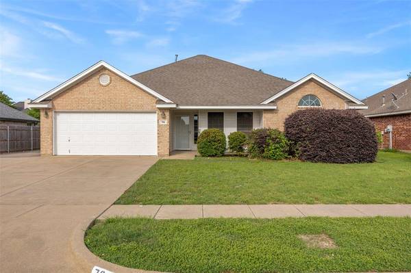 706 Hill Lane, Cleburne, TX 76033