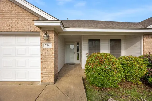 706 Hill Lane, Cleburne, TX 76033