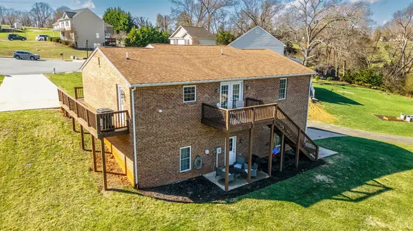 1578 Village CT, Bedford, VA 24523