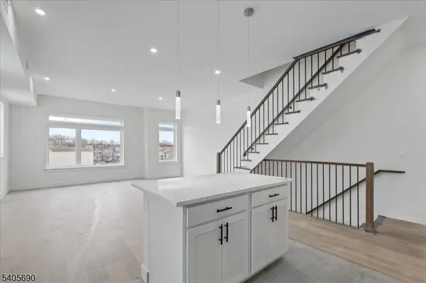 366 21St St, Irvington Twp., NJ 07111