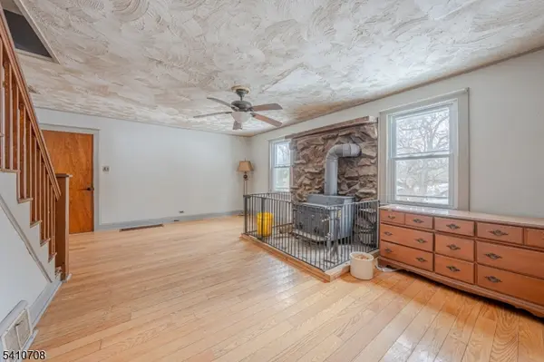 782 Uniontown Rd, Lopatcong Twp., NJ 08865