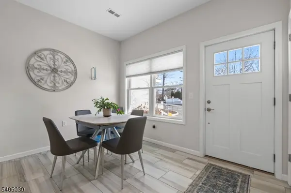 165 Lakeside Rd #8, West Milford Twp., NJ 07421