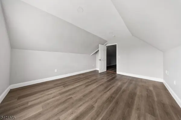 102 Grant St, Passaic City, NJ 07055