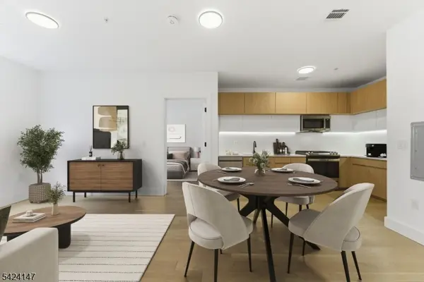 649 38Th St, Union City, NJ 07087