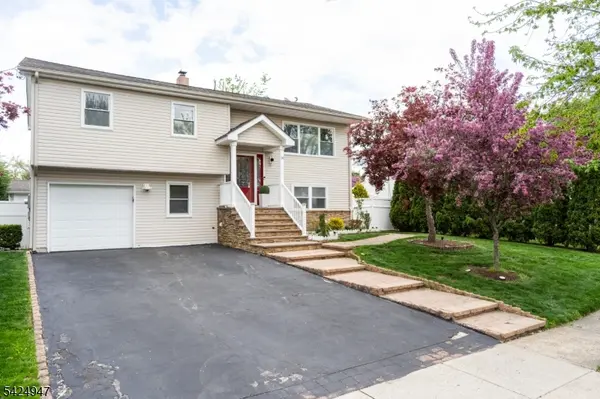 14 Hopatcong Dr, Lawrence Twp., NJ 08648