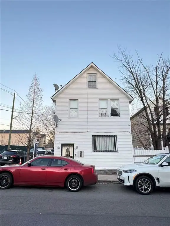 157 Harbor RD, Staten  Island, NY 10303