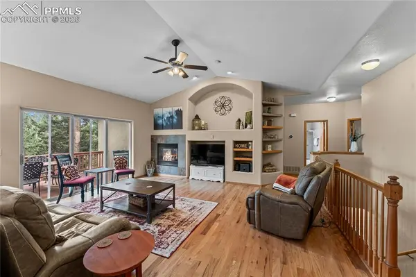 1308 Spruce Ridge LN, Woodland Park, CO 80863