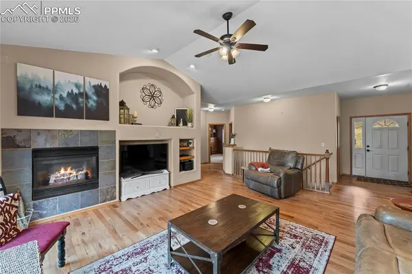 1308 Spruce Ridge LN, Woodland Park, CO 80863