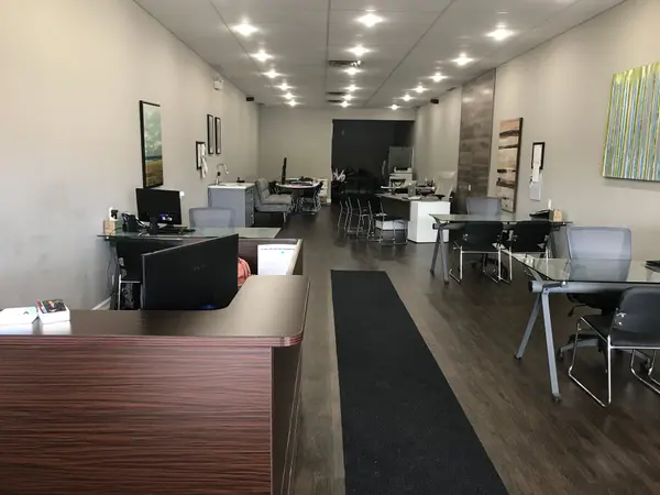 4853 Leslie ST, Toronto C15, ON M2J 2K8