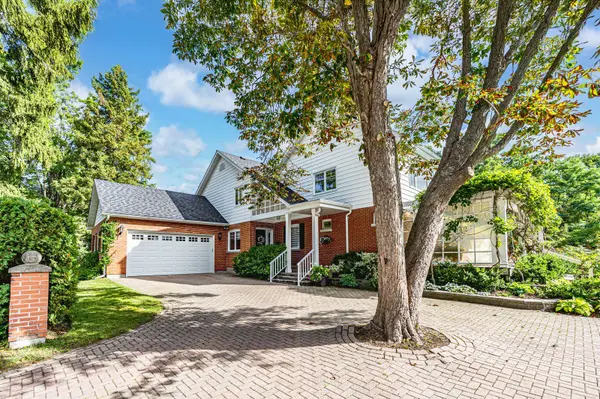 150 Collingwood ST, Barrie, ON L4M 5M3