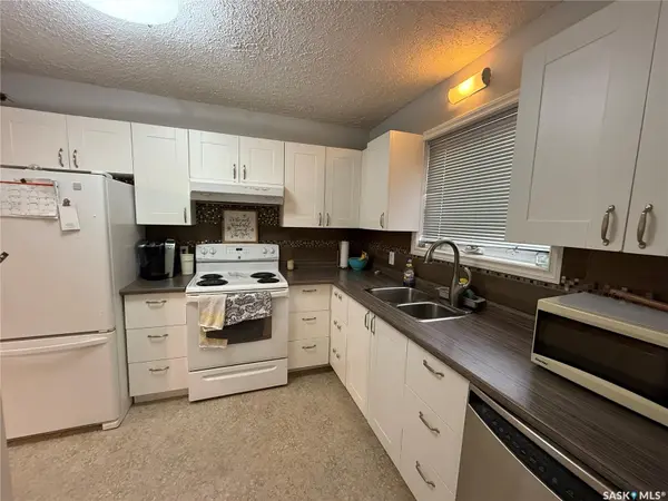 107 5th AVENUE E, Kindersley, SK S0L 1S0