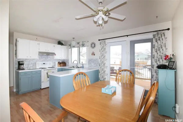 612 9th STREET W, Shaunavon, SK S0N 2M0